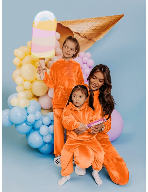 Welurowy dres dziecięcy WINKI - orange