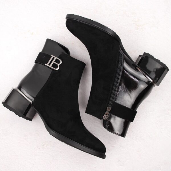 Botki damskie na obcasie zamszowe i lakierowane czarne D&A S.Barski Premium Collection MR880-040