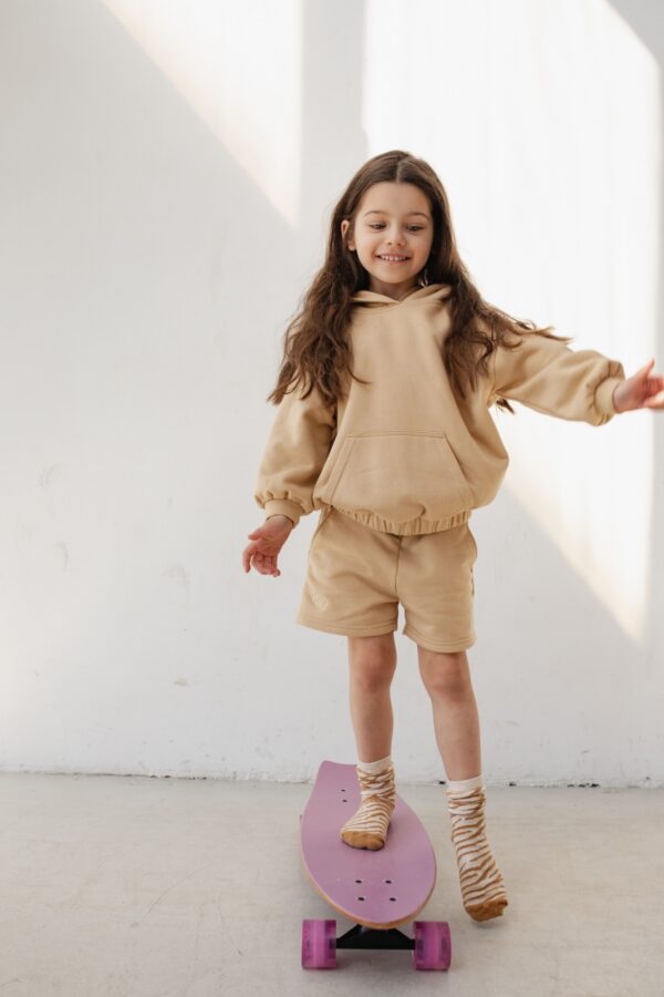 MINI spodenki dresowe z kieszonkami w kolorze BISCUIT BEIGE - BERNES