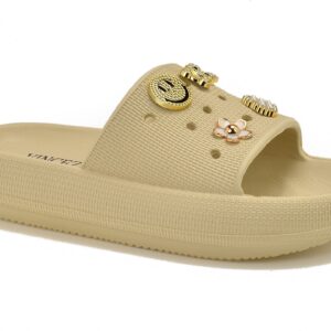 Beżowe piankowe klapki damskie z przypinkami Vinceza 76055