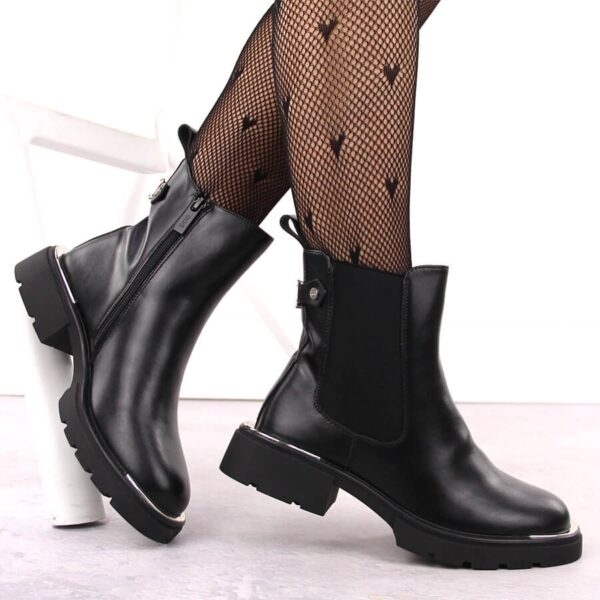 Skórzane sztyblety damskie botki czarne Goe OO2N4147