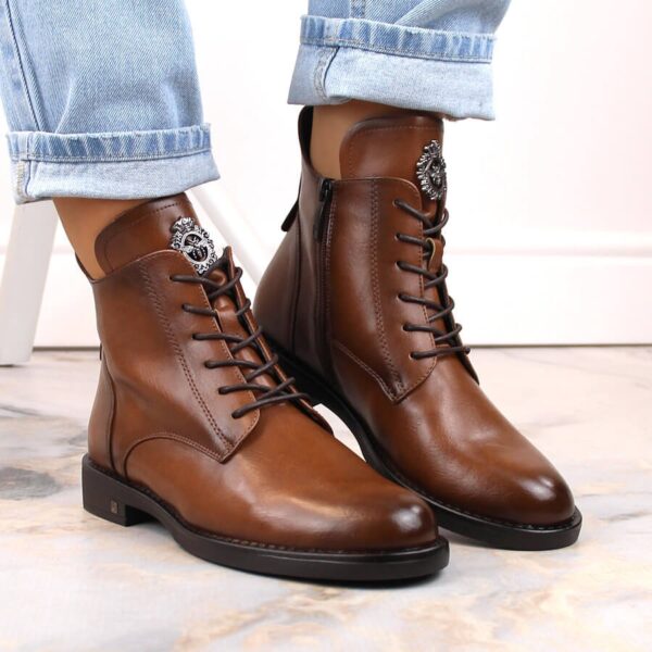 Botki damskie sznurowane i na zamek brązowe Potocki SZ12179