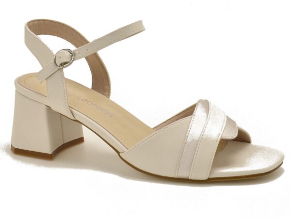 Beżowe sandały damskie Sergio Leone SK878