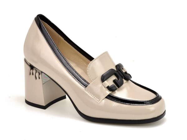 Półbuty S.Barski MR38-973 beż