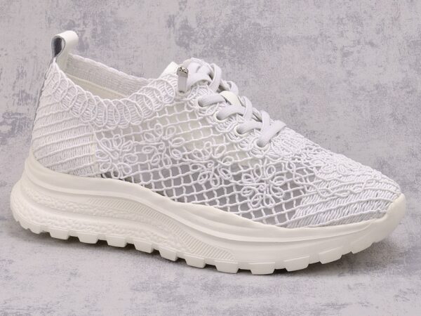 Białe przewiewne półbuty damskie Vinceza 66726