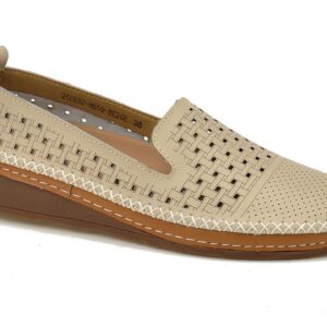 Beżowe ażurowe półbuty damskie Evento 25PB32-8659