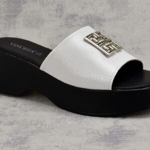 Białe klapki damskie na platformie Vinceza 79526