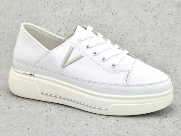 Półbuty Vinceza 7857 białe