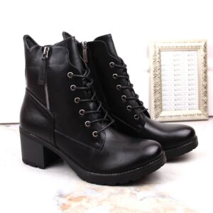 Botki damskie oficerki na słupku i platformie czarne Potocki SZ12181