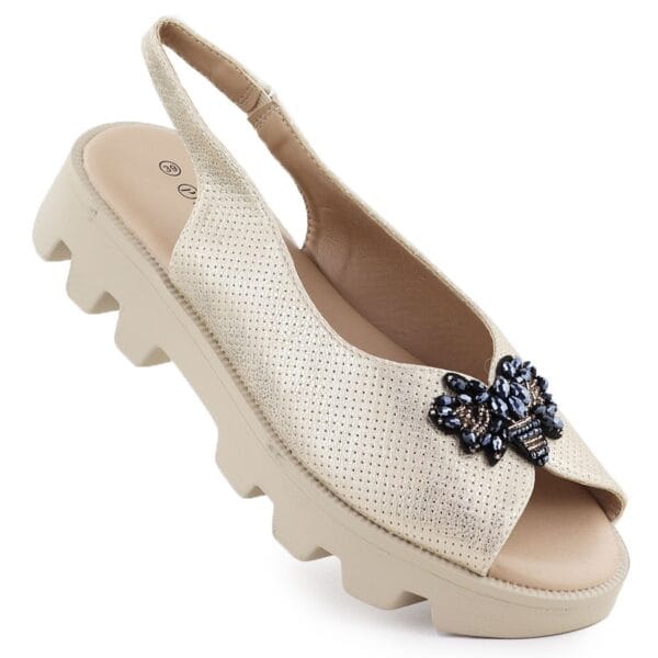 Sandały damskie na platformie perforowane metaliczne złote Potocki SZ12610