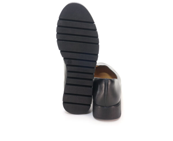 PÓŁBUTY DAMSKIE AGA 8820 CZA