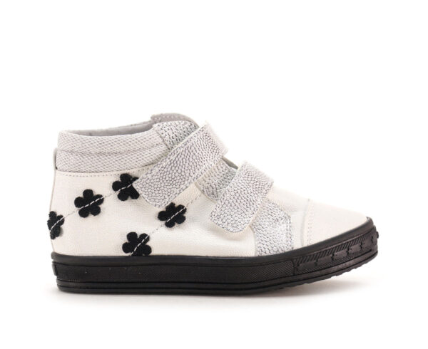 TRZEWIKI DZIECIĘCE DZIECIĘCE KORN-6801-BIA
