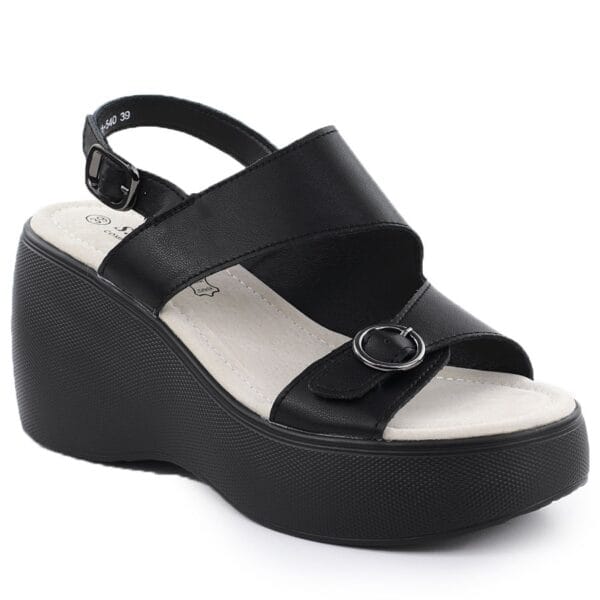 Skórzane sandały na koturnie czarne S.Barski LR51-540