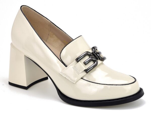 Półbuty Vinceza 63509 beż lakier