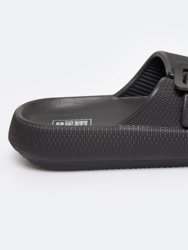 Klapki damskie z ozdobną klamrą czarne RR274A571 906