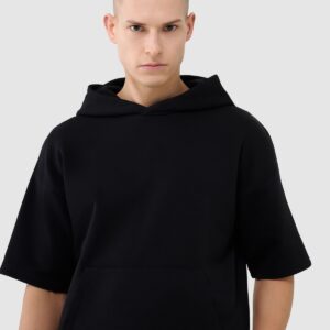 056e6c97b433369ab829d150ef8351cb762d96ac 4F Bluza z krótkim rękawem z kapturem męska - czarna