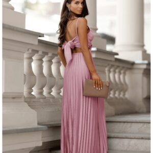 Plisowana sukienka maxi na ramiączkach MAVRA - brudny róż