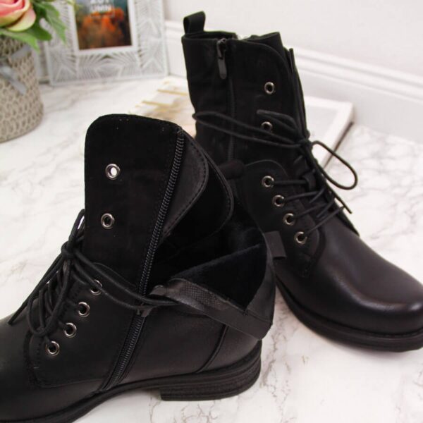 Botki damskie sznurowane i na suwak ocieplane czarne eVento 3068