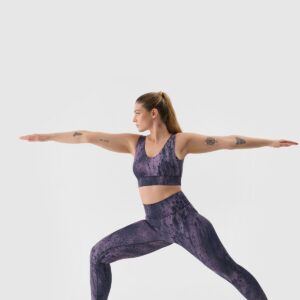 4F Biustonosz do jogi i pilatesu z niskim wsparciem z materiału z recyklingu damski - brązowy