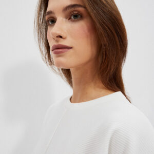 Bluza z wiązaniem w pasie