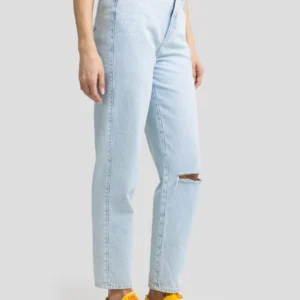Jeansy damskie mom jeans z dziurą jasnoniebieskie Silla 122
