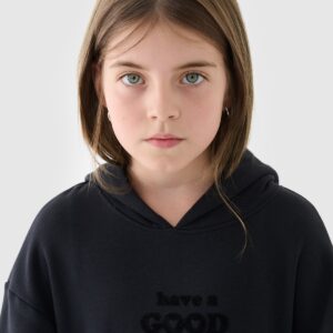 4F Bluza dresowa nierozpinana z kapturem dziewczęca - czarna 122 (6-7 lat)