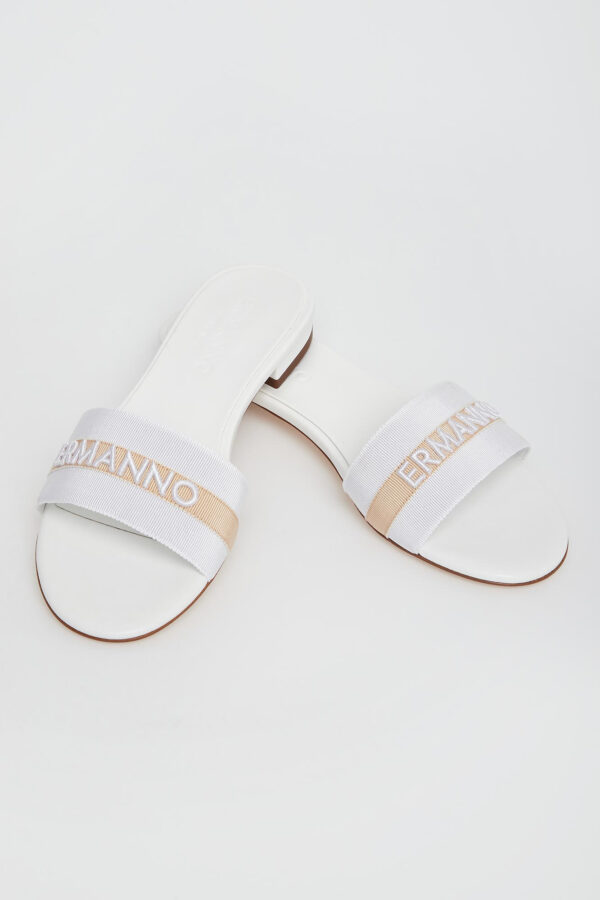 48a84b8700aa0b6326cd099792cca003fd42812d Klapki damskie skórzane ERMANNO FIRENZE