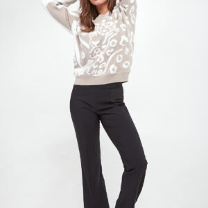 4f375e74c39eb81f57be65dd3efc7f04b140c73c Sweter damski ze zwierzęcym wzorem SPORTA