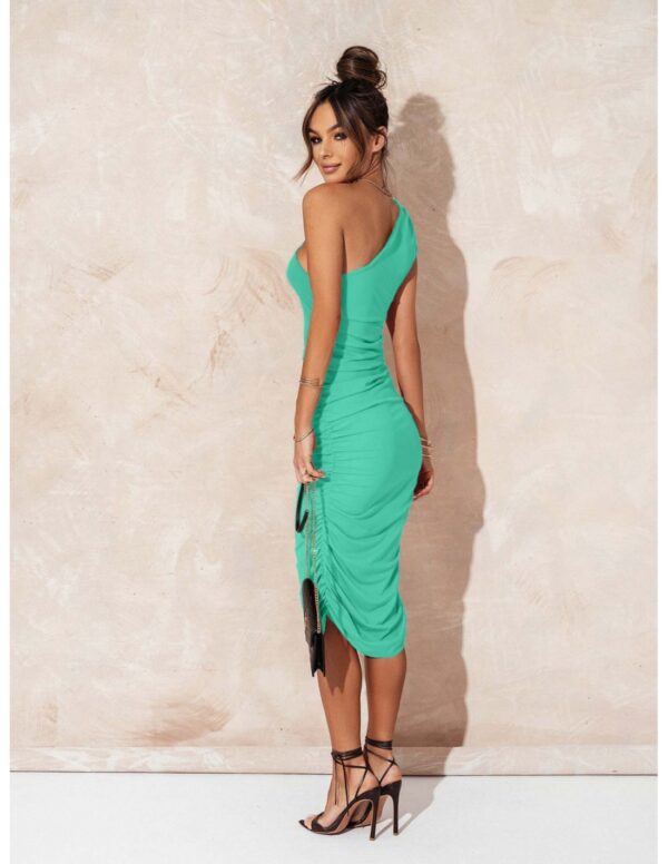 Dopasowana sukienka na jedno ramię DAYA - miętowa