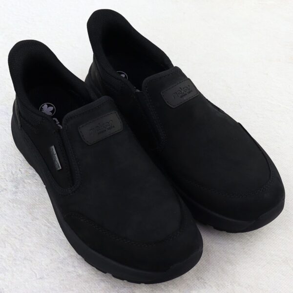 Skórzane wodoodporne półbuty męskie wsuwane czarne Rieker 06052-00