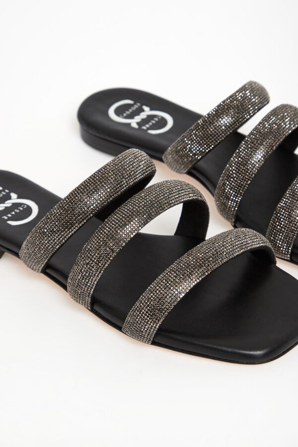 Klapki damskie skórzane CESARE CASADEI