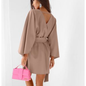 Sukienka mini z przekładanym dekoltem ALIA - mocha mousse