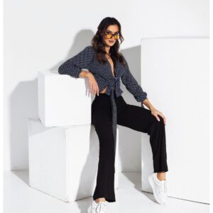 69a68be89918e7069c6144de52a66eb8d8acbedd Elegancka bluzka z wiązaniem w talii NUBIA - granatowa