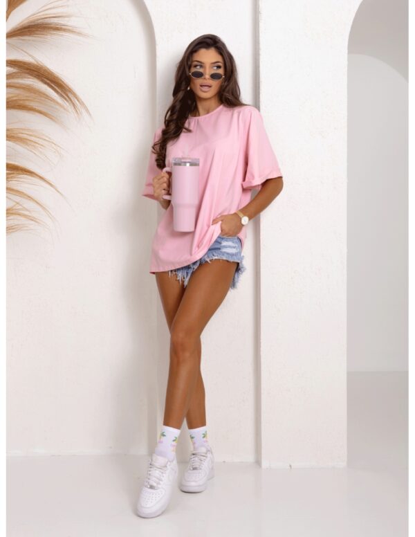 Bawełniany t-shirt oversize z poduszkami VEA - pudrowy róż