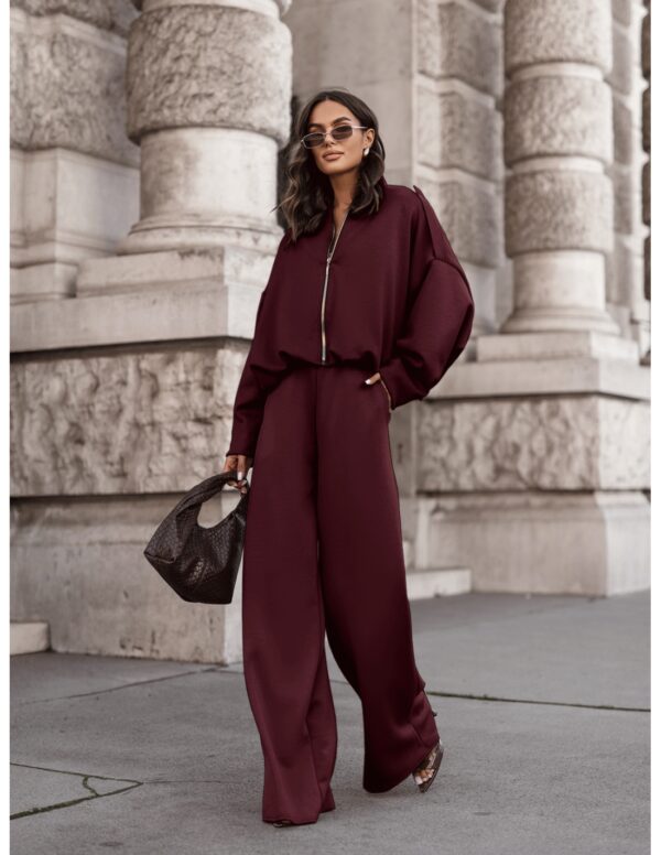 6ee3c95d09d8f827a9cf5b8851e28440a6cfad68 Masełkowy dres z szerokimi spodniami SORGO - bordowy
