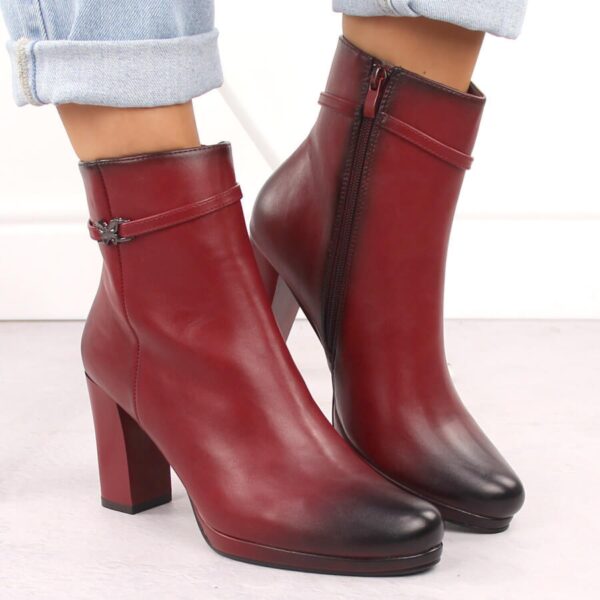 Botki damskie na słupku ocieplane czerwone M.Daszyński AF125-22