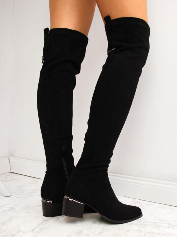 71209f53865c7ecf05aa915e88ab573f3d4349da Kozaki damskie za kolano zamszowe ocieplane czarne eVento 3330