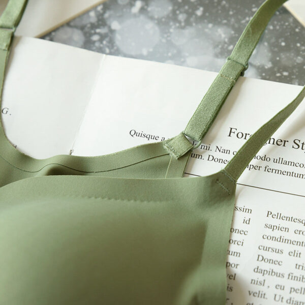 Biustonosz piankowy bez fiszbin z regulowanymi ramiączkami Anastassiya