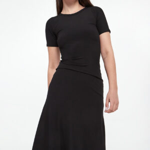 Sukienka z marszczeniem Norois MARELLA MONOCHROME