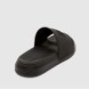ALEXANDER MCQUEEN Czarne klapki męskie z logo