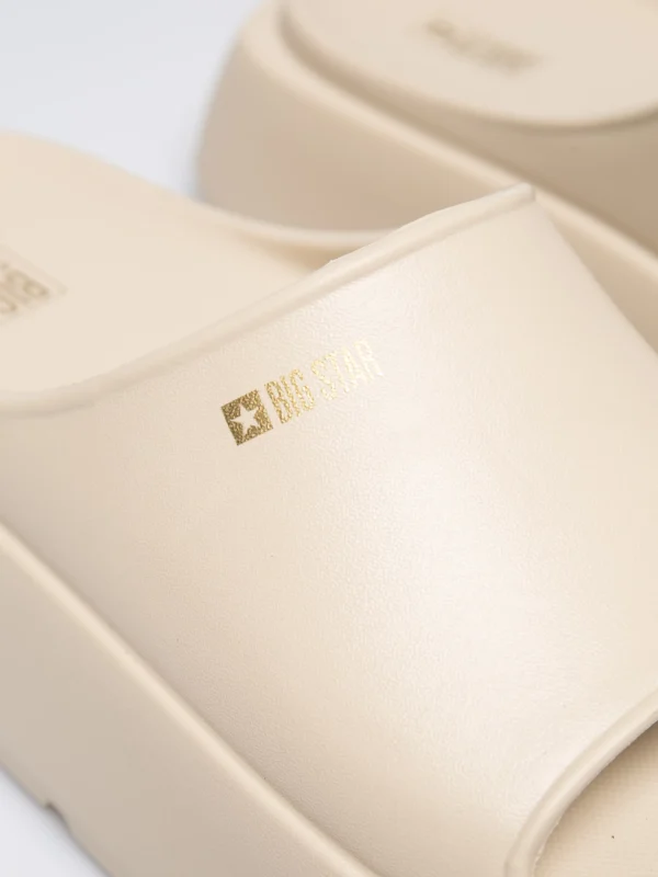 Klapki damskie na podwyższonej podeszwie beżowe RR274A569 801