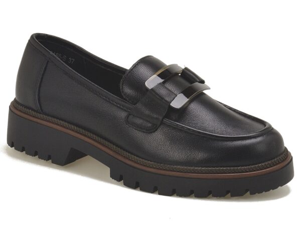 Czarne skórzane mokasyny damskie Sergio Leone MK25166