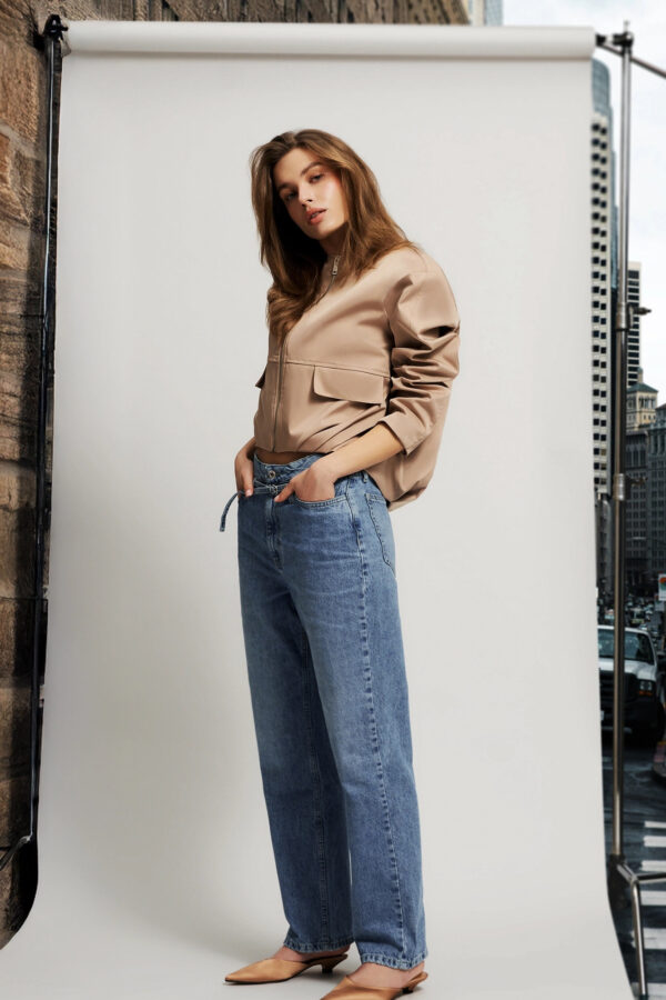 Szerokie jeansy z paskiem niebieskie