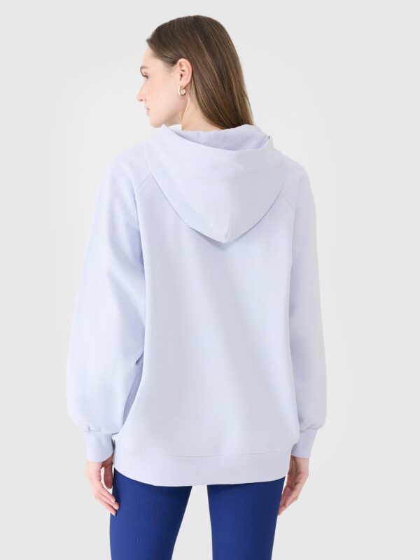 4F Bluza dresowa oversize nierozpinana z kapturem damska - niebieska