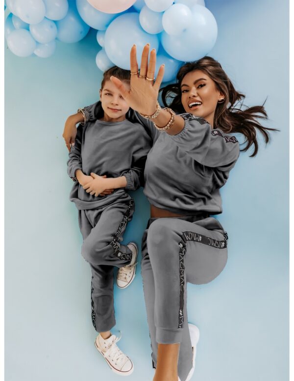 Welurowy dres dziecięcy z taśmami DIPSY - szary