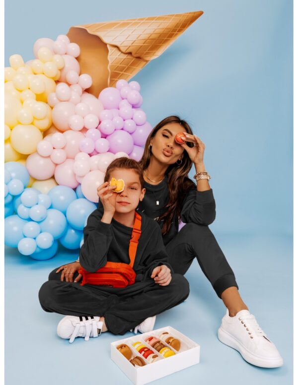 Welurowy dres dziecięcy NEMO - czarny