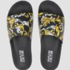 VERSACE JEANS COUTURE Czarne klapki Fondo Slide DIS. SQ4
