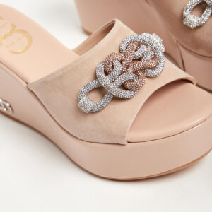 Klapki damskie na koturnie CESARE CASADEI