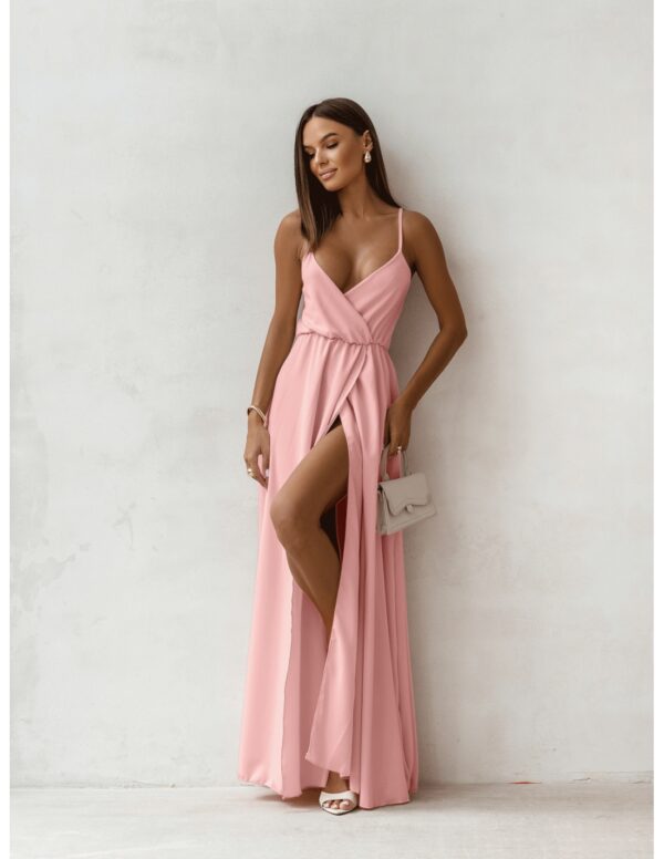 d84a10e827d932147a9a84bf35073f011c6d26b9 Sukienka maxi na ramiączkach SENTILA - pudrowy róż