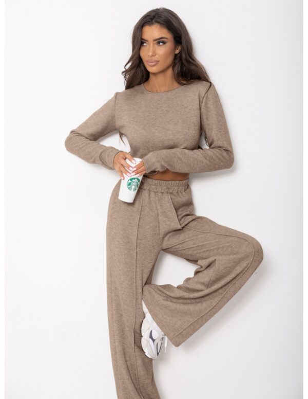 Komplet dzianinowy z szerokimi spodniami DANEB - cappuccino